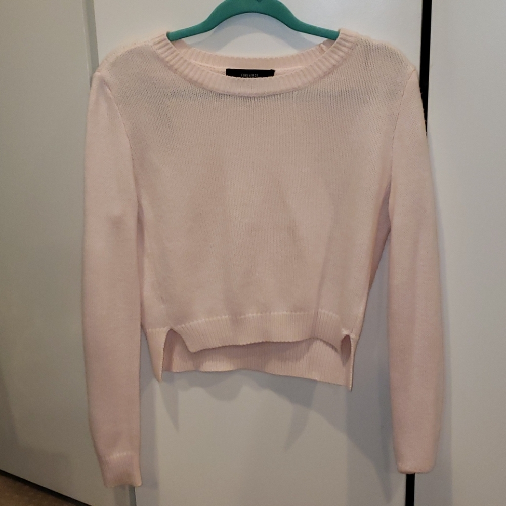Light pink sweater top